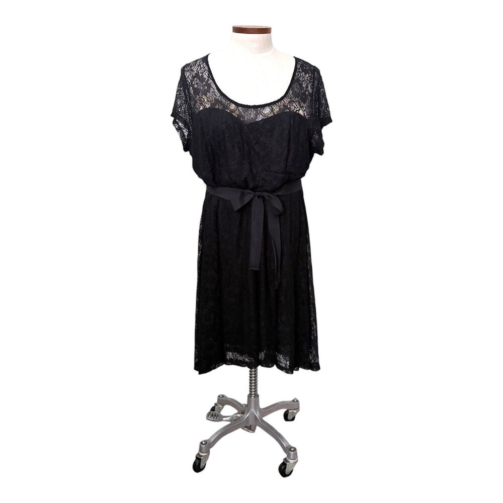 NWT Torrid Black Lace Dress Fit and Flare - Lined - Size 26 or 4X Chest 46”